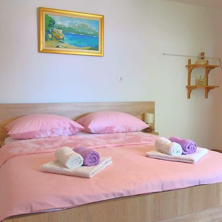 Studio Apartman Mia Stobreč Buitenkant foto