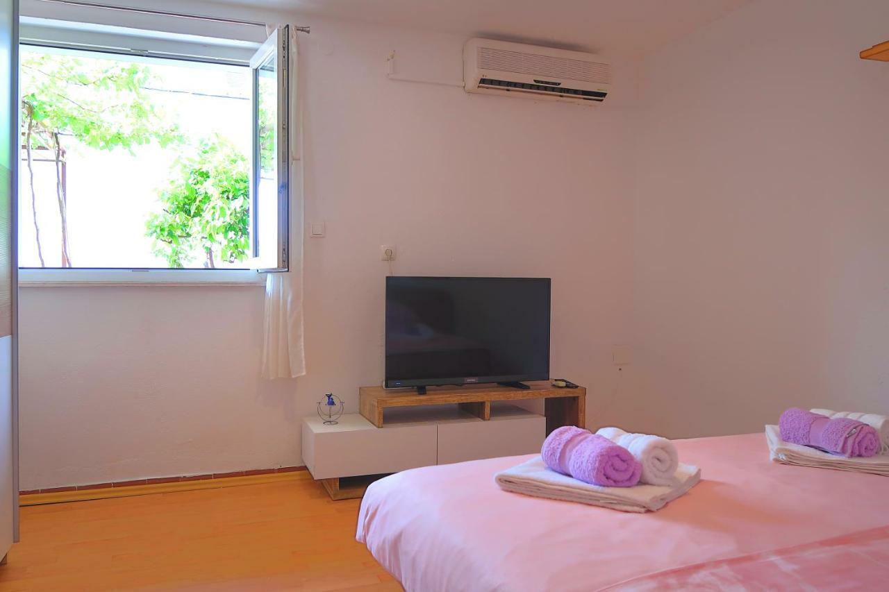 Studio Apartman Mia Stobreč Buitenkant foto